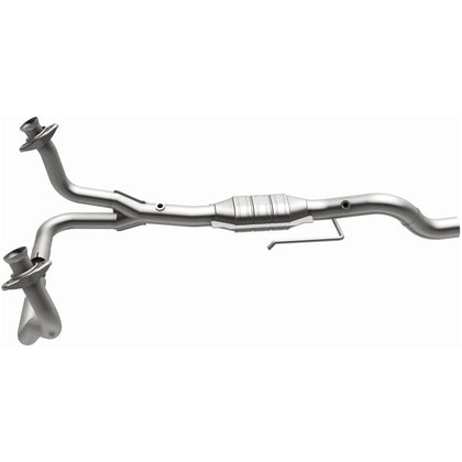 MagnaFlow 2000-2003 Dodge Dakota 4.7L HM Grade Federal / EPA Compliant Direct-Fit Catalytic Converter 24437