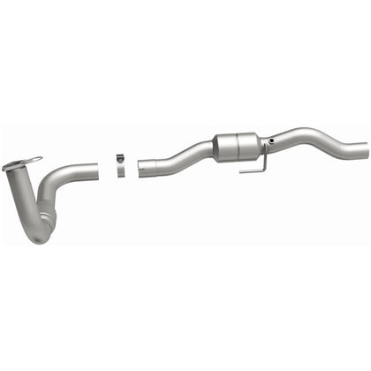 MagnaFlow 2001-2002 Chevrolet Silverado 2500 HD 8.1L | 2001-2002 GMC Sierra 2500 HD 8.1L HM Grade Federal / EPA Compliant Direct-Fit Catalytic Converter 24457