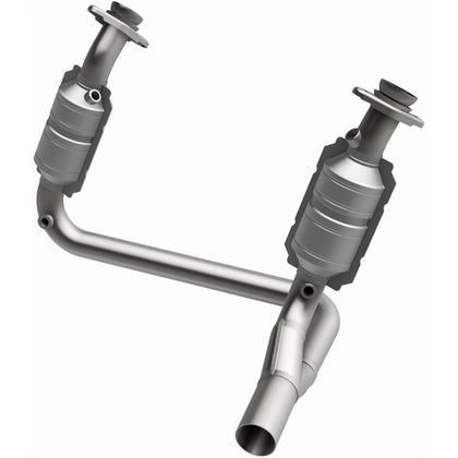 MagnaFlow HM Grade Federal / EPA Compliant Direct-Fit Catalytic Converter 24770