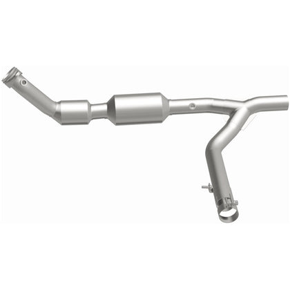 MagnaFlow 2004 Ford F-150 Heritage 5.4L | 2000-2003 Ford F-150 5.4L OEM Grade Federal / EPA Compliant Direct-Fit Catalytic Converter 280008