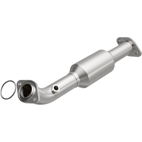 MagnaFlow 2016-2023 Toyota Tacoma 3.5L OEM Grade Federal / EPA Compliant Direct-Fit Catalytic Converter 280078
