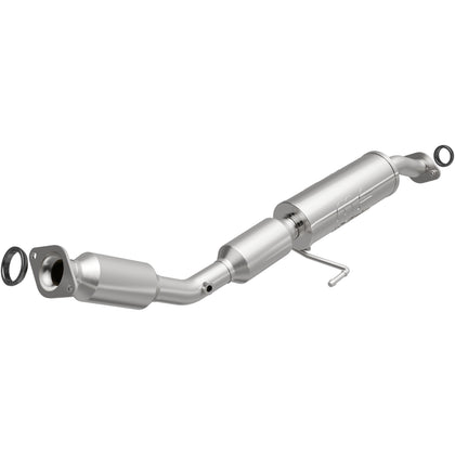 MagnaFlow 2017-2018 Toyota Corolla iM 1.8L / 2016 Scion iM 1.8L OEM Grade Federal / EPA Compliant Direct-Fit Catalytic Converter 280092