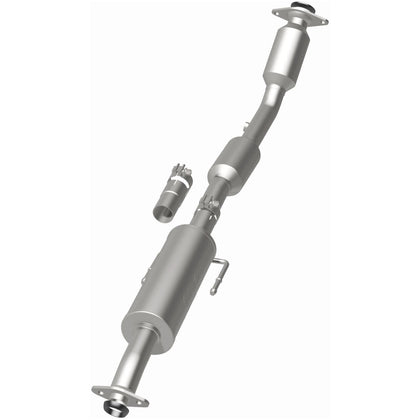 MagnaFlow 2019-2022 Toyota Corolla LE Eco 1.8L | 2018-2022 Toyota C-HR 2.0L OEM Grade Federal / EPA Compliant Direct-Fit Catalytic Converter 280112
