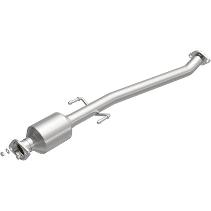 MagnaFlow 2020 Toyota Highlander 3.5L OEM Grade Federal / EPA Compliant Direct-Fit Catalytic Converter 280116