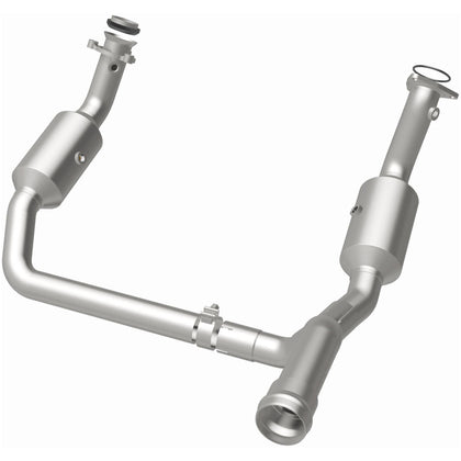MagnaFlow OEM Grade Federal / EPA Compliant Direct-Fit Catalytic Converter 280211