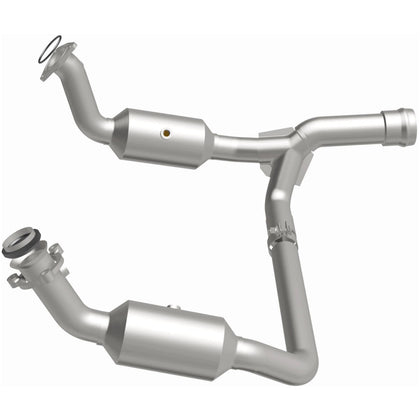MagnaFlow OEM Grade Federal / EPA Compliant Direct-Fit Catalytic Converter 280211