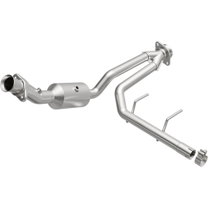 MagnaFlow 2015-2017 Ford F-150 3.5L | 2018-2020 Ford F-150 3.3L OEM Grade Federal / EPA Compliant Direct-Fit Catalytic Converter 280224