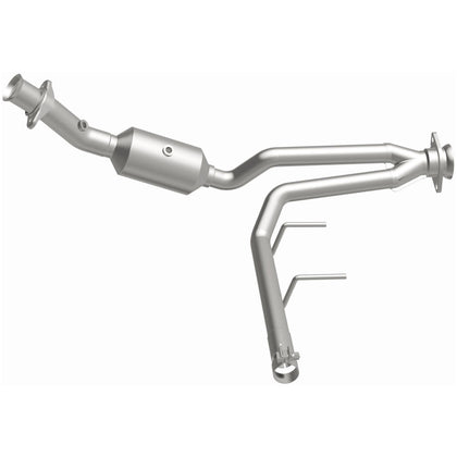 MagnaFlow 2015-2017 Ford F-150 3.5L | 2018-2020 Ford F-150 3.3L OEM Grade Federal / EPA Compliant Direct-Fit Catalytic Converter 280224
