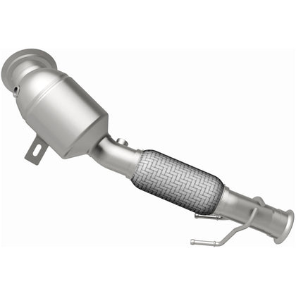 MagnaFlow 2020-2022 Ford Escape 1.5L OEM Grade Federal / EPA Compliant Direct-Fit Catalytic Converter 280252