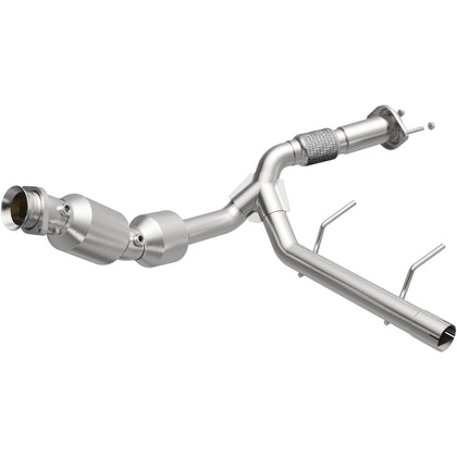MagnaFlow 2021-2022 Ford F-150 3.5L OEM Grade Federal / EPA Compliant Direct-Fit Catalytic Converter 280268