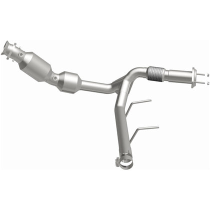 MagnaFlow 2021-2022 Ford F-150 3.5L OEM Grade Federal / EPA Compliant Direct-Fit Catalytic Converter 280268