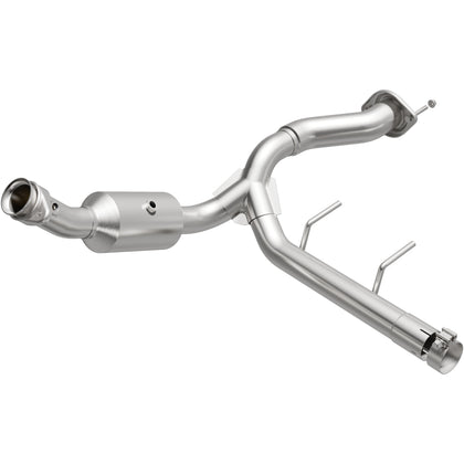MagnaFlow 2021-2025 Ford F-150 5.0L OEM Grade Federal / EPA Compliant Direct-Fit Catalytic Converter 280275
