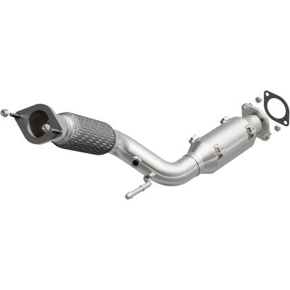 MagnaFlow 2017-2020 Nissan Rogue Sport 2.0L OEM Grade Federal / EPA Compliant Direct-Fit Catalytic Converter 280396