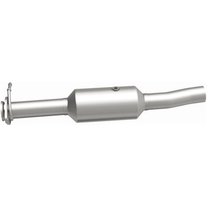 MagnaFlow OEM Grade Federal / EPA Compliant Direct-Fit Catalytic Converter 280434