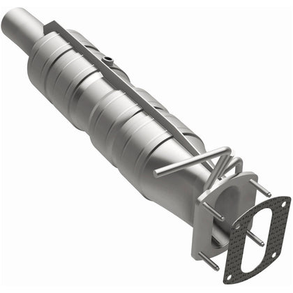 MagnaFlow 2009-2019 Ford F-53 Motorhome Chassis 6.8L | 2014-2019 Ford F-59 Commercial Stripped Chassis 6.8L OEM Grade Federal / EPA Compliant Direct-Fit Catalytic Converter 280435