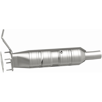 MagnaFlow 2009-2019 Ford F-53 Motorhome Chassis 6.8L | 2014-2019 Ford F-59 Commercial Stripped Chassis 6.8L OEM Grade Federal / EPA Compliant Direct-Fit Catalytic Converter 280435