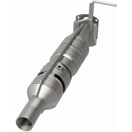 MagnaFlow 2009-2017 Ford F-53 Motorhome Chassis 6.8L / 2014-2017 Ford F-59 Commercial Stripped Chassis 6.8L OEM Grade Federal / EPA Compliant Direct-Fit Catalytic Converter 280436