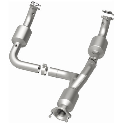 MagnaFlow OEM Grade Federal / EPA Compliant Direct-Fit Catalytic Converter 280505