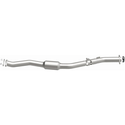 MagnaFlow OEM Grade Federal / EPA Compliant Direct-Fit Catalytic Converter 280670