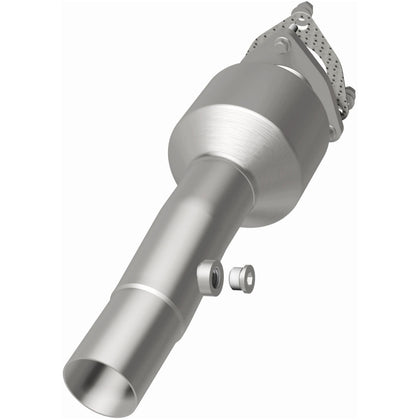 MagnaFlow 2014-2017 Land Rover Range Rover Evoque 2.0L | 2015-2019 Land Rover Discovery Sport 2.0L OEM Grade Federal / EPA Compliant Direct-Fit Catalytic Converter 280732