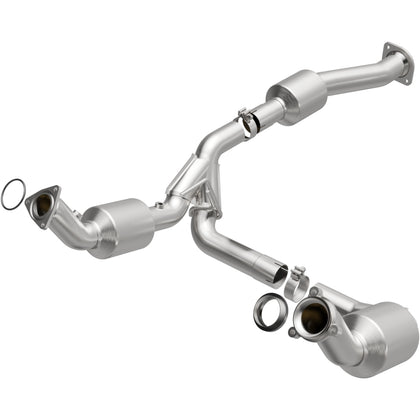 MagnaFlow OEM Grade Federal / EPA Compliant Direct-Fit Catalytic Converter 280745