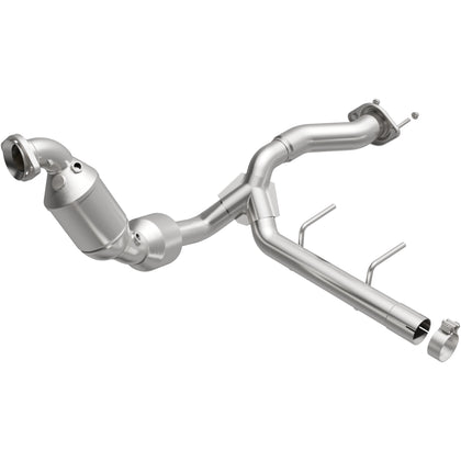 MagnaFlow 2021-2023 Ford F-150 2.7L OEM Grade Federal / EPA Compliant Direct-Fit Catalytic Converter 280758