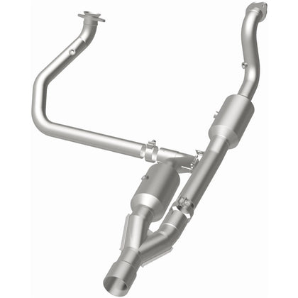MagnaFlow 2021-2024 Ram 2500 6.4L | 2021-2024 Ram 3500 6.4L OEM Grade Federal / EPA Compliant Direct-Fit Catalytic Converter 280902