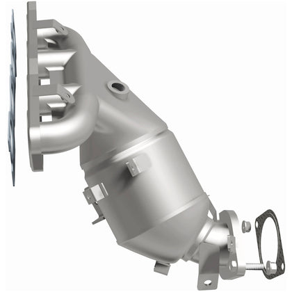 MagnaFlow 2018-2024 Nissan Kicks 1.6L | 2020-2025 Nissan Versa 1.6L OEM Grade Federal / EPA Compliant Direct-Fit Manifold Catalytic Converter 290031