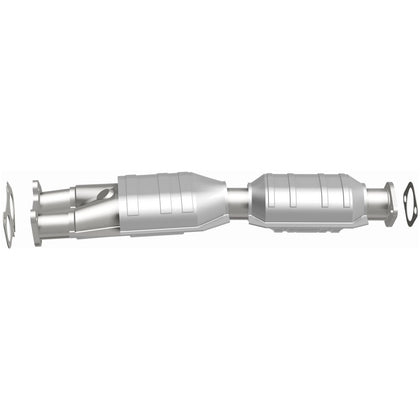 MagnaFlow 1986-1987 Ford Bronco II 2.9L / 1986-1987 Ford Ranger 2.9L California Grade CARB Compliant Direct-Fit Catalytic Converter 333386