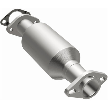MagnaFlow 1987-1990 Mitsubishi Van 2.4L California Grade CARB Compliant Direct-Fit Catalytic Converter 3391240