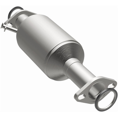 MagnaFlow 1981-1983 Toyota Pickup 2.4L California Grade CARB Compliant Direct-Fit Catalytic Converter 3391895