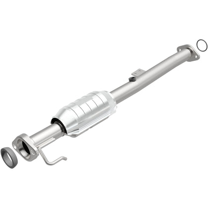 MagnaFlow 2000-2001 Suzuki Vitara 1.6L / 2000 Chevrolet Tracker 1.6L California Grade CARB Compliant Direct-Fit Catalytic Converter 441020