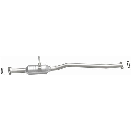 MagnaFlow 1999-2001 Suzuki Swift 1.3L | 1999-2001 Chevrolet Metro 1.3L California Grade CARB Compliant Direct-Fit Catalytic Converter 441043