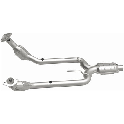 MagnaFlow 1994-1997 Ford Thunderbird 4.6L / 1994-1997 Mercury Cougar 4.6L California Grade CARB Compliant Direct-Fit Catalytic Converter 441111
