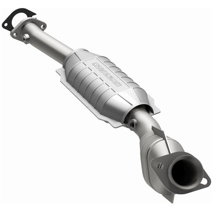MagnaFlow 1995-2002 Ford Crown Victoria 4.6L / 1995-2002 Mercury Grand Marquis 4.6L California Grade CARB Compliant Direct-Fit Catalytic Converter 444021