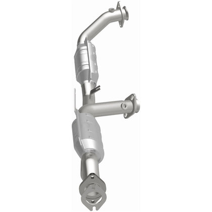 MagnaFlow 1996-1999 Ford Taurus 3.0L | 1996-1999 Mercury Sable 3.0L California Grade CARB Compliant Direct-Fit Catalytic Converter 444034