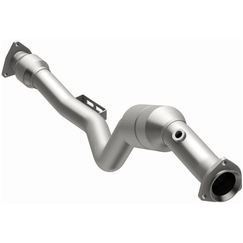 MagnaFlow 2005 Volkswagen Phaeton 4.2L California Grade CARB Compliant Direct-Fit Catalytic Converter 444082