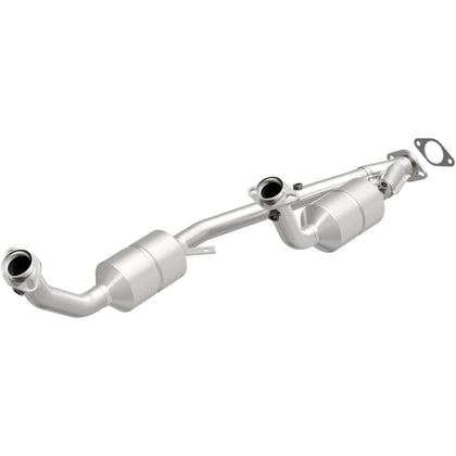 MagnaFlow 1995-1997 Ford Windstar 3.8L California Grade CARB Compliant Direct-Fit Catalytic Converter 4451353