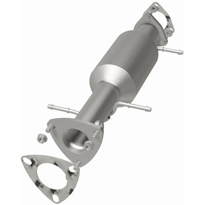 MagnaFlow 1996-1997 Chevrolet S10 4.3L | 1996-1997 GMC Sonoma 4.3L California Grade CARB Compliant Direct-Fit Catalytic Converter 4451484