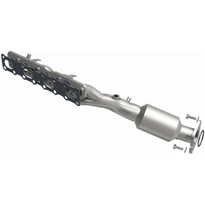 MagnaFlow 2004-2006 Nissan TITAN 5.6L California Grade CARB Compliant Direct-Fit Manifold Catalytic Converter 4451501
