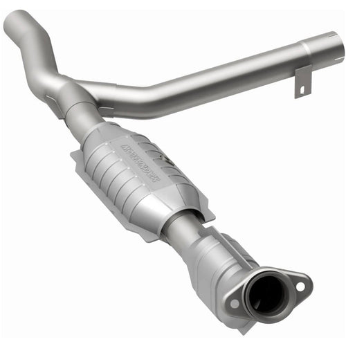 MagnaFlow 2001 Ford Expedition 4.6L | 2001 Ford F-150 4.6L California Grade CARB Compliant Direct-Fit Catalytic Converter 447122