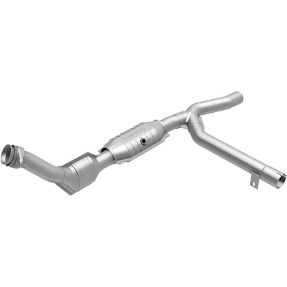 MagnaFlow 2001 Ford Expedition 4.6L | 2001 Ford F-150 4.6L California Grade CARB Compliant Direct-Fit Catalytic Converter 447122