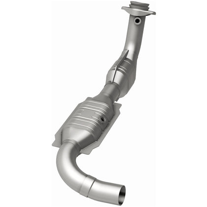 MagnaFlow 1999-2000 Ford F-150 4.6L California Grade CARB Compliant Direct-Fit Catalytic Converter 447135