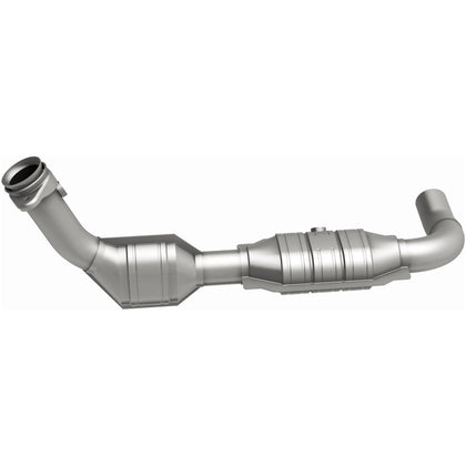 MagnaFlow 1999-2000 Ford F-150 4.6L California Grade CARB Compliant Direct-Fit Catalytic Converter 447135