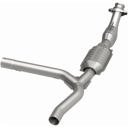 MagnaFlow 2001 Ford F-150 4.2L California Grade CARB Compliant Direct-Fit Catalytic Converter 447146