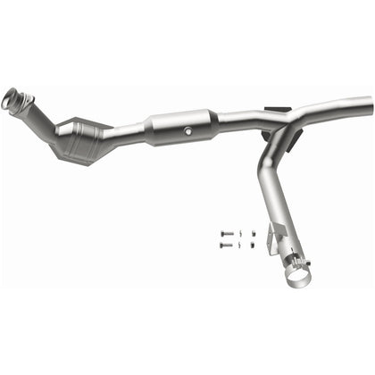 MagnaFlow 2001 Ford F-150 4.2L California Grade CARB Compliant Direct-Fit Catalytic Converter 447148