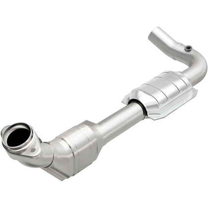 MagnaFlow 2000-2002 Ford E-150 Econoline 4.6L / 2000-2002 Ford E-150 Econoline Club Wagon 4.6L California Grade CARB Compliant Direct-Fit Catalytic Converter 447156