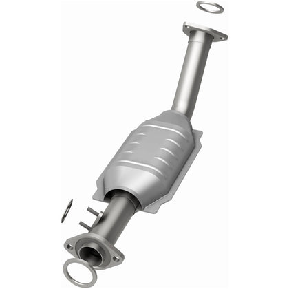 MagnaFlow 2000-2002 Toyota Tundra 4.7L California Grade CARB Compliant Direct-Fit Catalytic Converter 447172