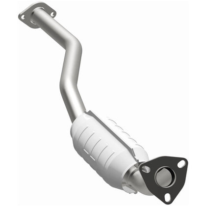 MagnaFlow 2003 Nissan Frontier 3.3L / 2000-2004 Nissan Xterra 3.3L California Grade CARB Compliant Direct-Fit Catalytic Converter 447229
