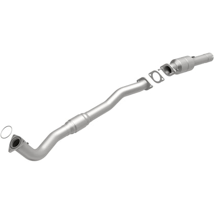 MagnaFlow 2002 Chevrolet Silverado 2500 HD 8.1L | 2002 GMC Sierra 2500 HD 8.1L California Grade CARB Compliant Direct-Fit Catalytic Converter 447282